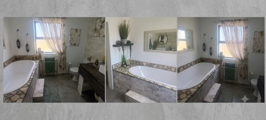 7 Bedroom Property for Sale in Jacobsbaai Western Cape